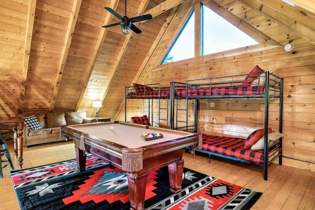 Cabin-N-Smokys! Indoor Resort Pool Views Hot Tub Game Room セバービル エクステリア 写真